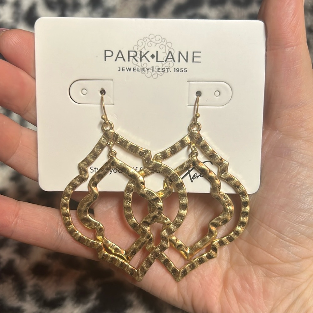 Winnie Earrings Gold